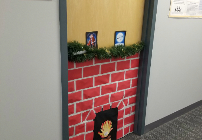 Holiday door decorating contest